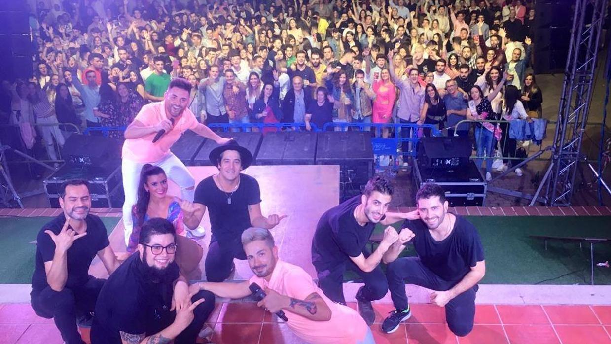 La orquesta La Isla Show actúa en Gerindote