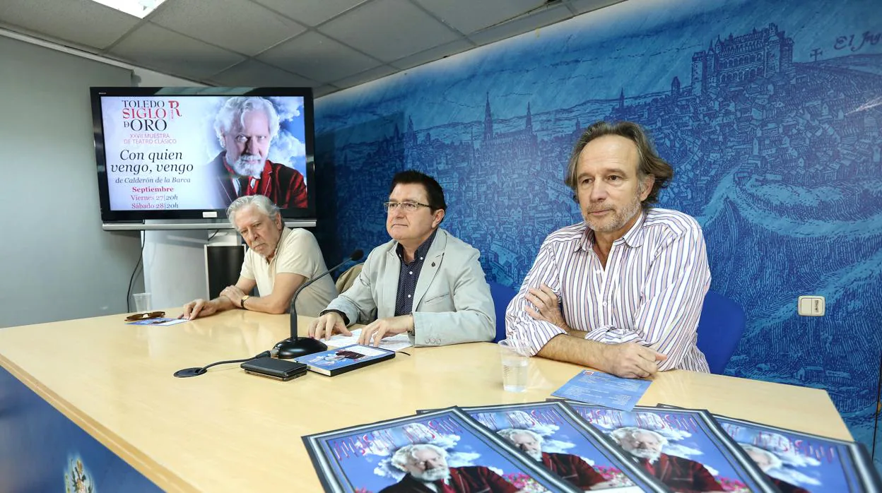Juan Meseguer, Teo García y Gabriel Garbisu este lunes en la presentación de la obra en Toledo