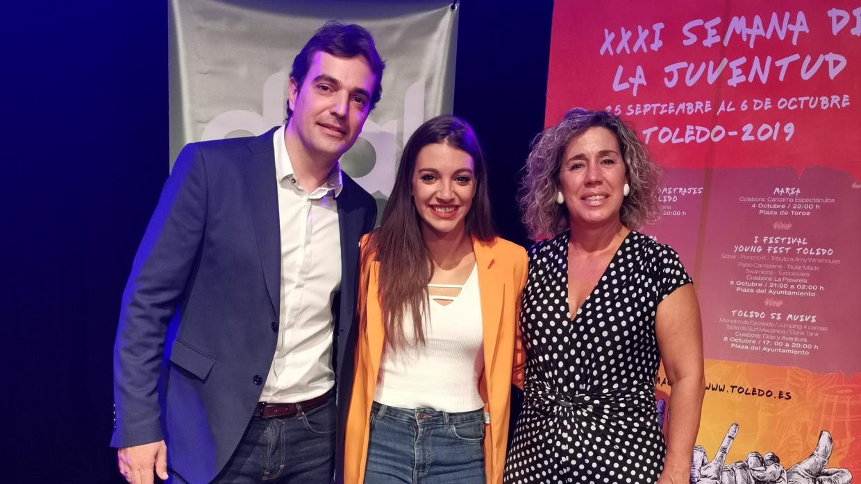 Pablo García junto a Ana Guerra y Marta Medina