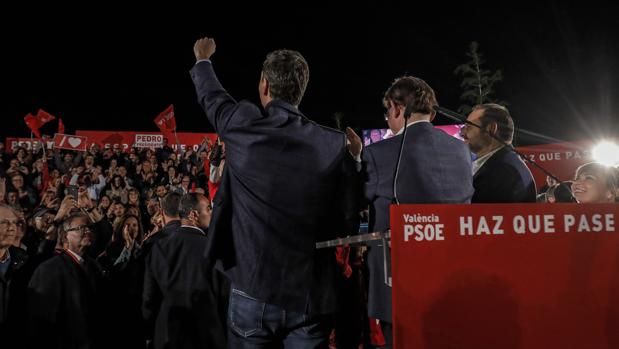 El CIS de Tezanos ensalza al PSOE y consagra el «sorpasso» de Ciudadanos al PP en la Comunidad Valenciana