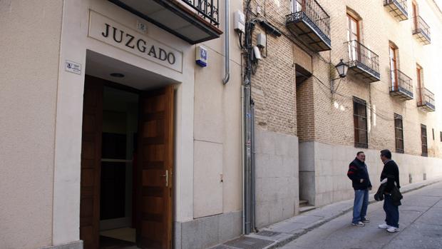 Sancionan al juez de Arévalo por fallar en un divorcio contra el ex marido de su novia