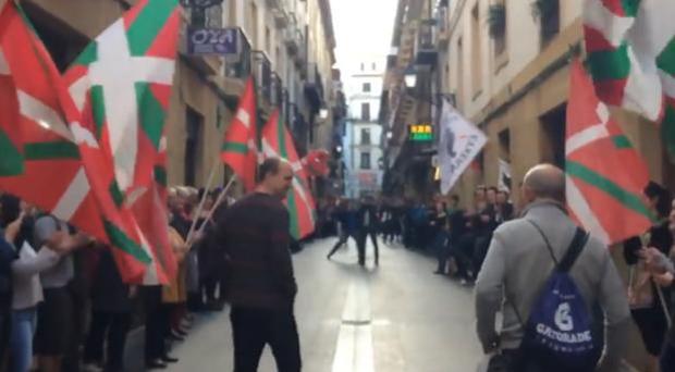 Bildu se desmarca de nuevo de una iniciativa del Parlamento vasco para condenar homenajes a etarras