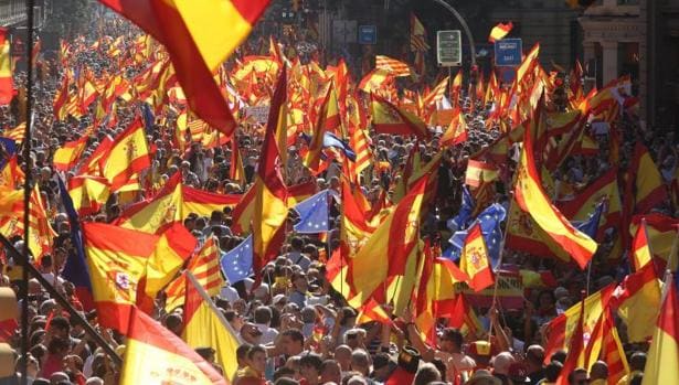 El constitucionalismo catalán se moviliza para recordar la ruptura del silencio de octubre de 2017