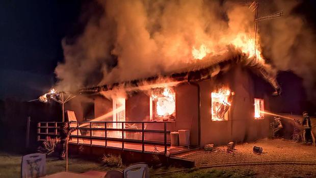 Intoxicadas una mujer y dos niñas por el incendio de una cocina en Valladolid