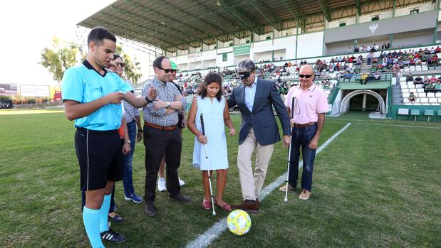 El CD Toledo rinde homenaje a la ONCE