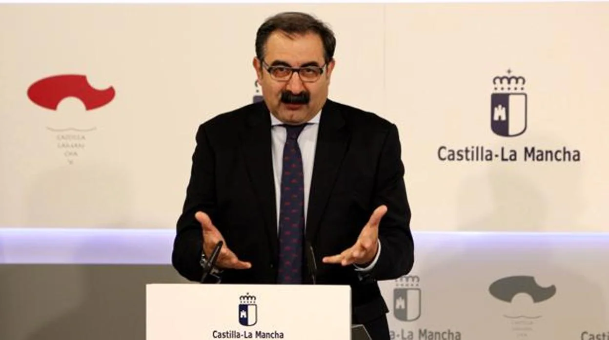 Jesús Fernández Sanz, consejero de Sanidad de Castilla-La Mancha