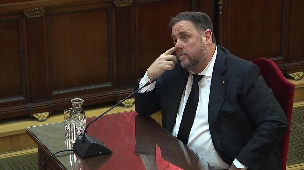 Oriol Junqueras, durante su declaración en el juicio del «procés»