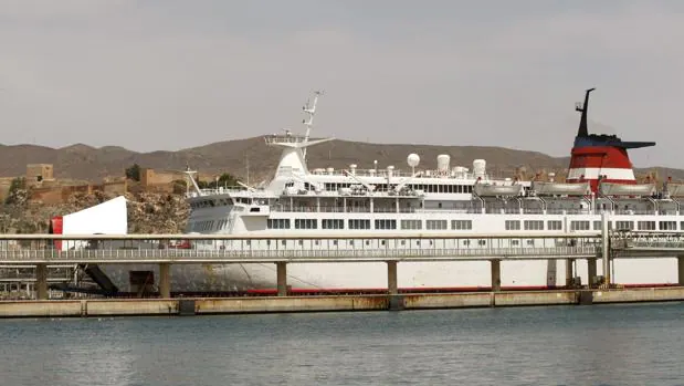 Tres detenidas en el puerto de Melilla al tratar de pasar a Almería un bebé con papeles falsos