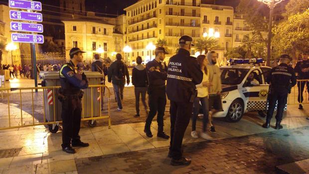 Halloween en Valencia: controles de alcoholemia y transporte público en las zonas de fiesta