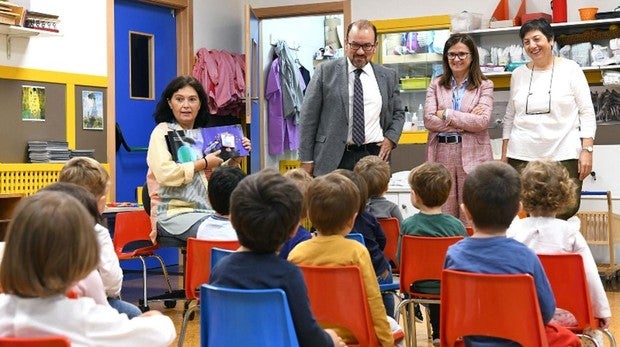 La Escola Infantil Breogán abre sus puertas a las facultades de la USC