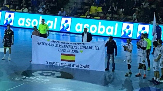 «Participar en la Copa del Rey es voluntario. ¡Viva España!»