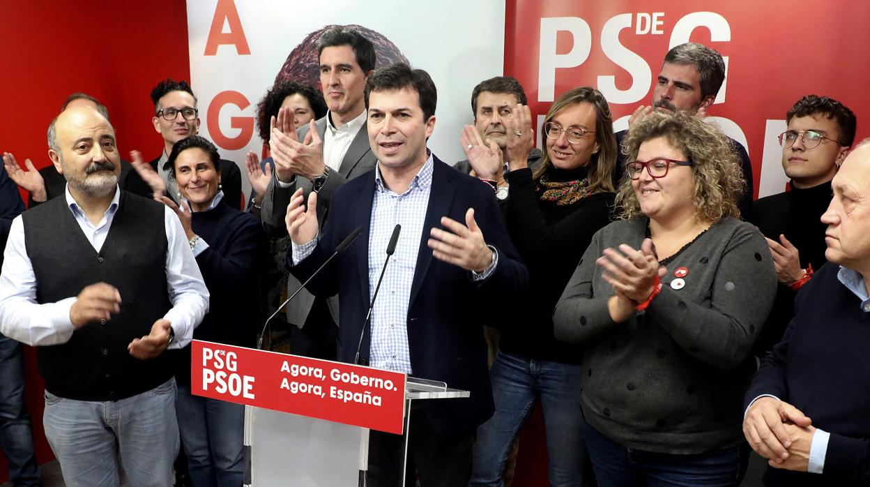 El secretario general del PSdeG, Gonzalo Caballero, valora los resultados este domingo