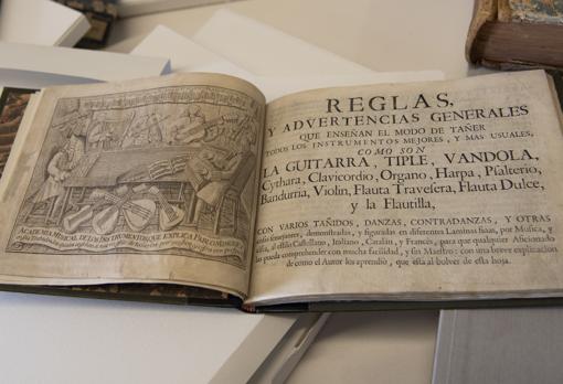 Un tratado para aprender a tocar instrumentos como la guitarra o el clavicordio, de 1789