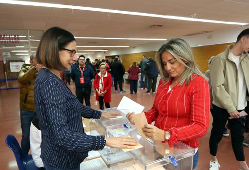 MIlagros Tolón ha votado en el Polígono