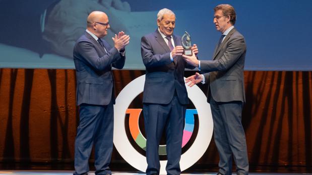 El PPdeG se ve refrendado tras su remontada para seguir gobernando Galicia