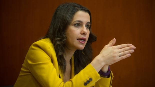 Inés Arrimadas: «Estamos a tiempo de que Sánchez rectifique»