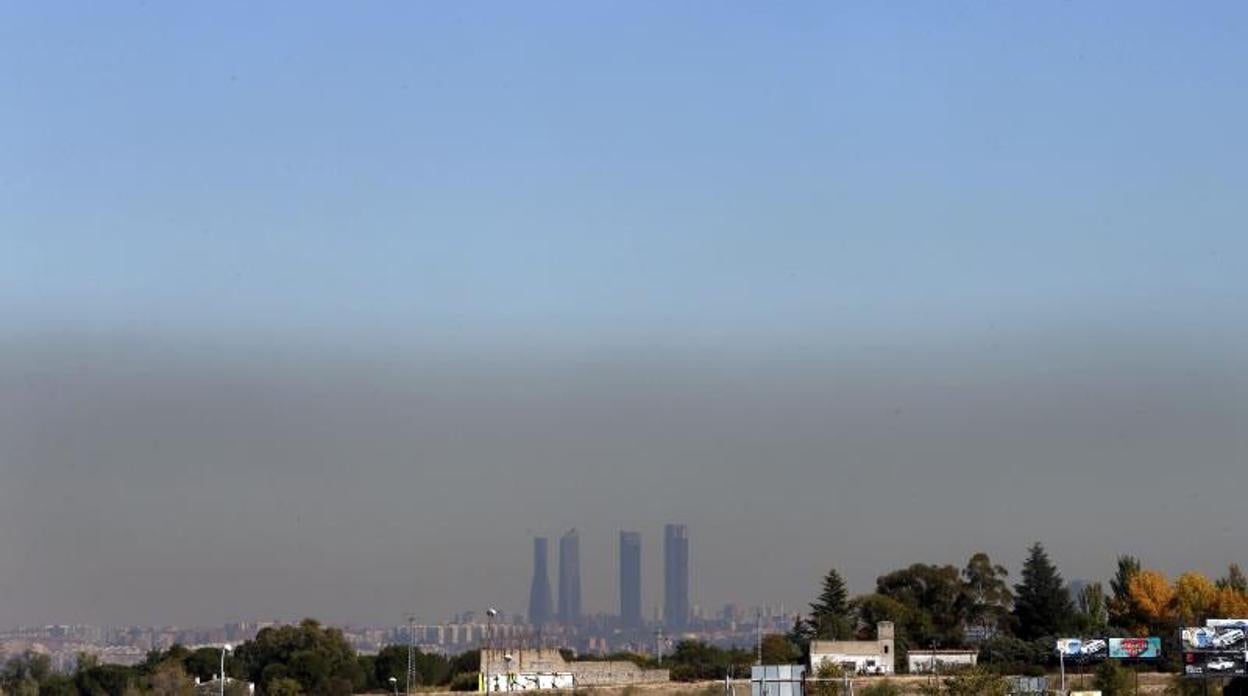 El horizonte de Madrid durante un episodio de alta contaminación