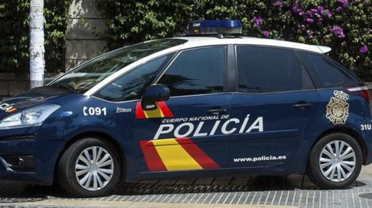 Vehículo de la Policía Nacional