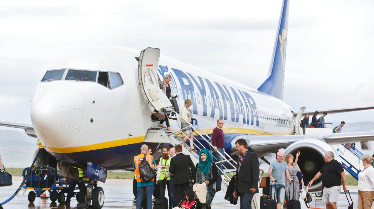 Imagen de archivo de un avión de Ryanair en el aeropuerto de Castellón