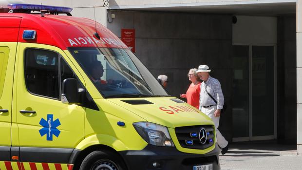 Muere un motorista tras salirse de la carretera en Alacuás (Valencia)