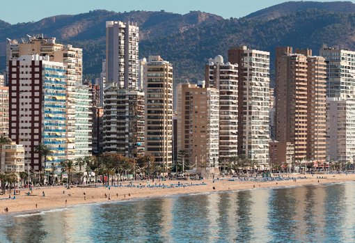 Los puntos kilométricos del Maratón Valencia harán un recorrido turístico por las tres provincias