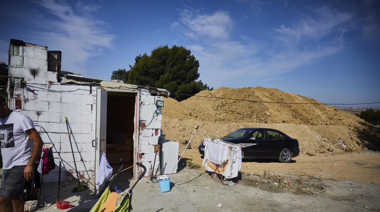 Imagen de una infravivienda en el sector 6 de Cañada Real, el que presenta peores condiciones