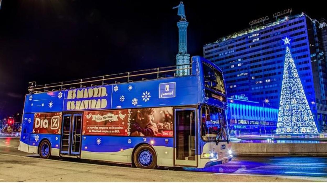 Uno de los quince autobuses de Naviluz que circulará a partir del viernes por las calles de Madrid