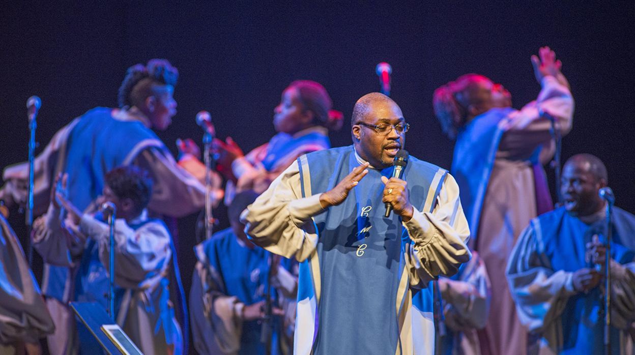 Los grandes del gospel celebran un cuarto de siglo cantando en Madrid