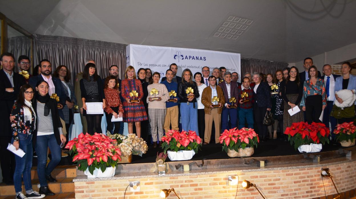 Foto de familia con todos los premiados