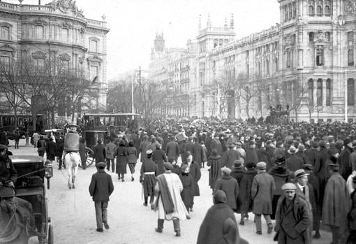 Comitiva fúnebre de Benito Pérez Galdós