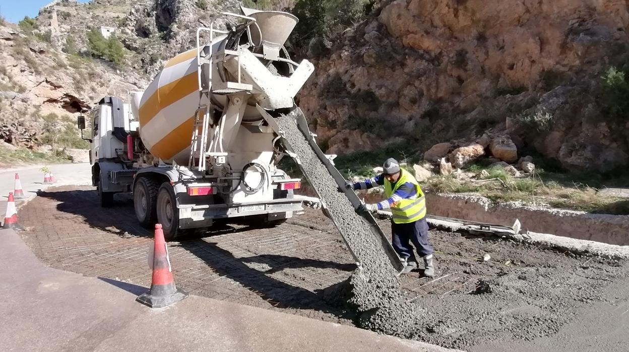 Imagen de los trabajos de reparación de los daños de la DANA