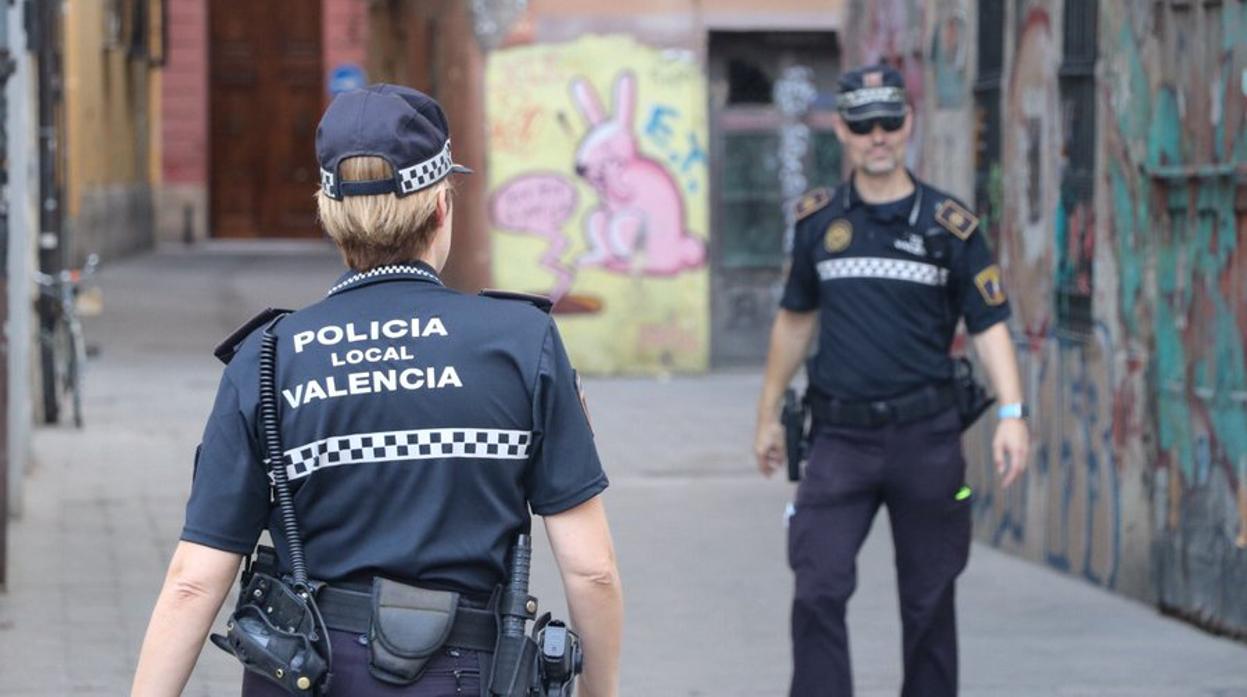 Imagen difundida por la Policía Local de Valencia al publicar el caso de esta agresión a una joven