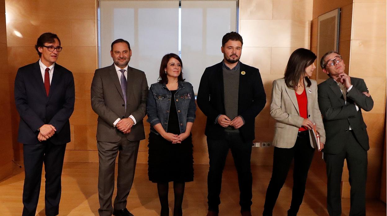 Imagen de la primera reunión de equipos negociadores