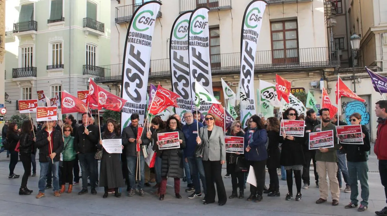 Concentración de los sindicatos este lunes contra la reincorporación de interinos a la Policía Local