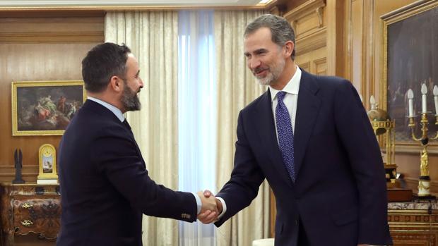 Abascal advirte a Sánchez de que un gobierno de un Frente Popular es «una declaración de guerra política»