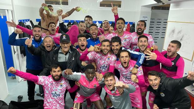 1-3: Un Villarrubia fallón no pudo con un Badajoz impecable