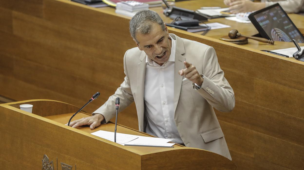 Toni Cantó, en las Cortes Valencianas durante una sesión de control a Puig