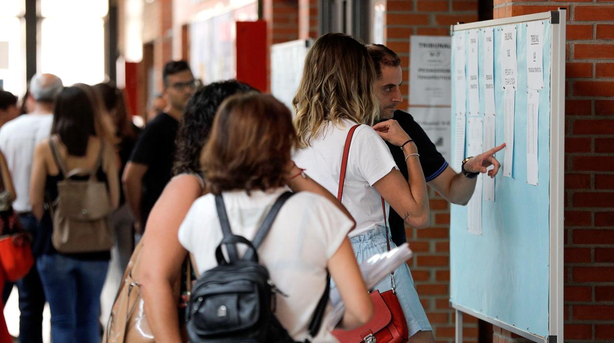 Imagen de archivo de unas oposiciones en Valencia