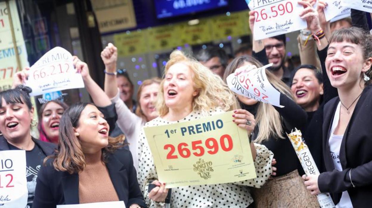 El Gordo recayó en el 26.590, entre otras administraciones lo vendió la madrileña La Manolita