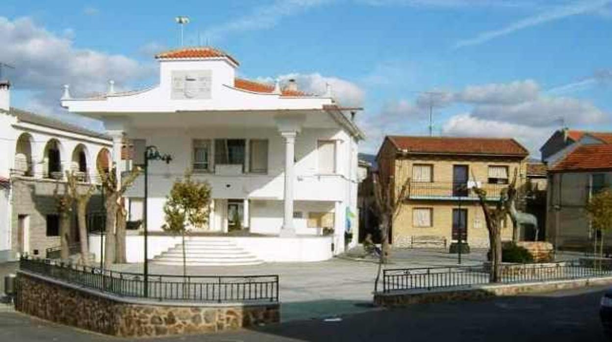Plaza del Ayuntamiento de la localidad ciudadrealeña de Navas de Estena