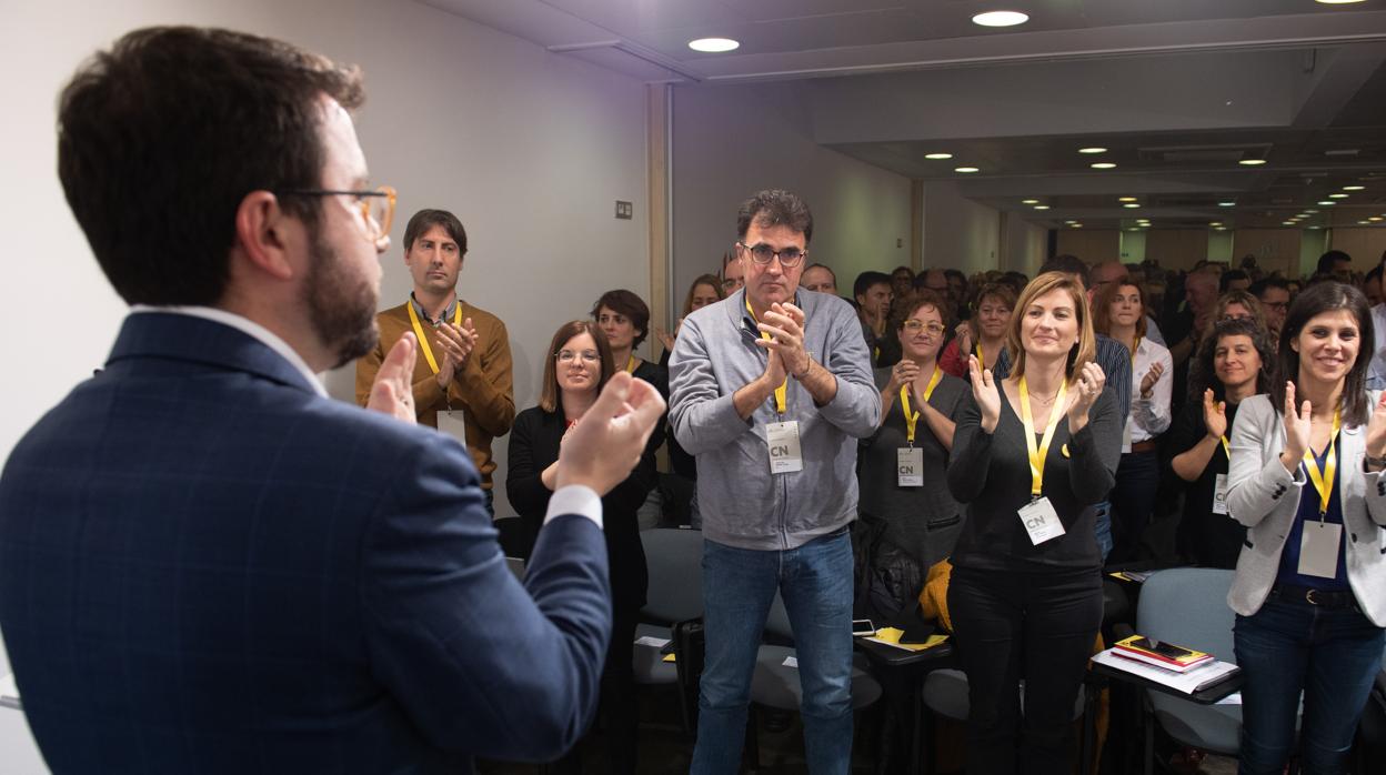 Pere Aragonès, con la cúpula de ERC en el Consejo Nacional de esta semana