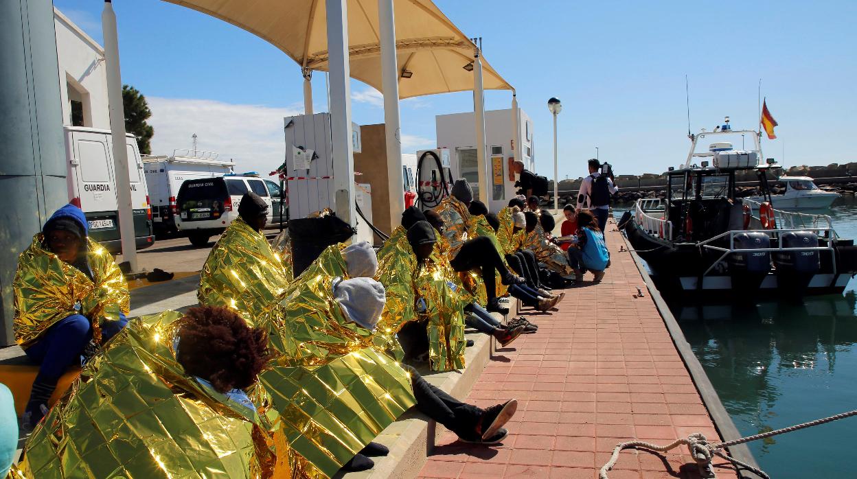 Grupo de 31 mujeres rescatadas de Chafarinas el pasado abril