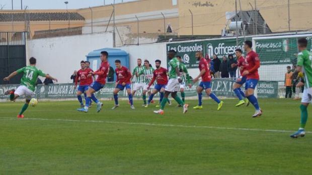 1-0: Un inofensivo Villarrobledo cae en Sanlúcar de Barrameda