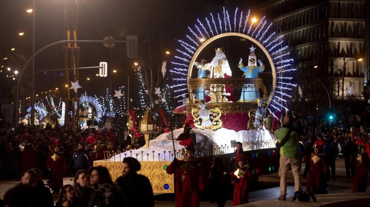 La carroza de Melchor llegando a Cibeles