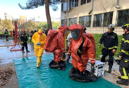 Desalojan la Facultad de Ciencias de la Universidad Autónoma debido a una nube tóxica