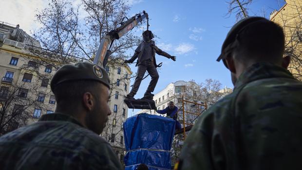 Madrid instala su homenaje a Los últimos de Filipinas en Chamberí