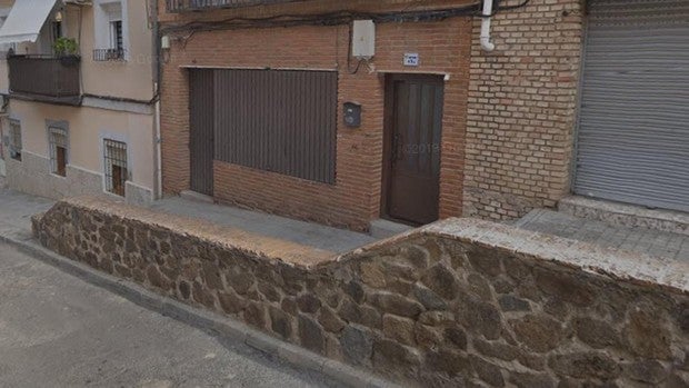 Interrogan al hijo de una octogenaria que podría llevar días fallecida en su casa del barrio de Santa Bárbara