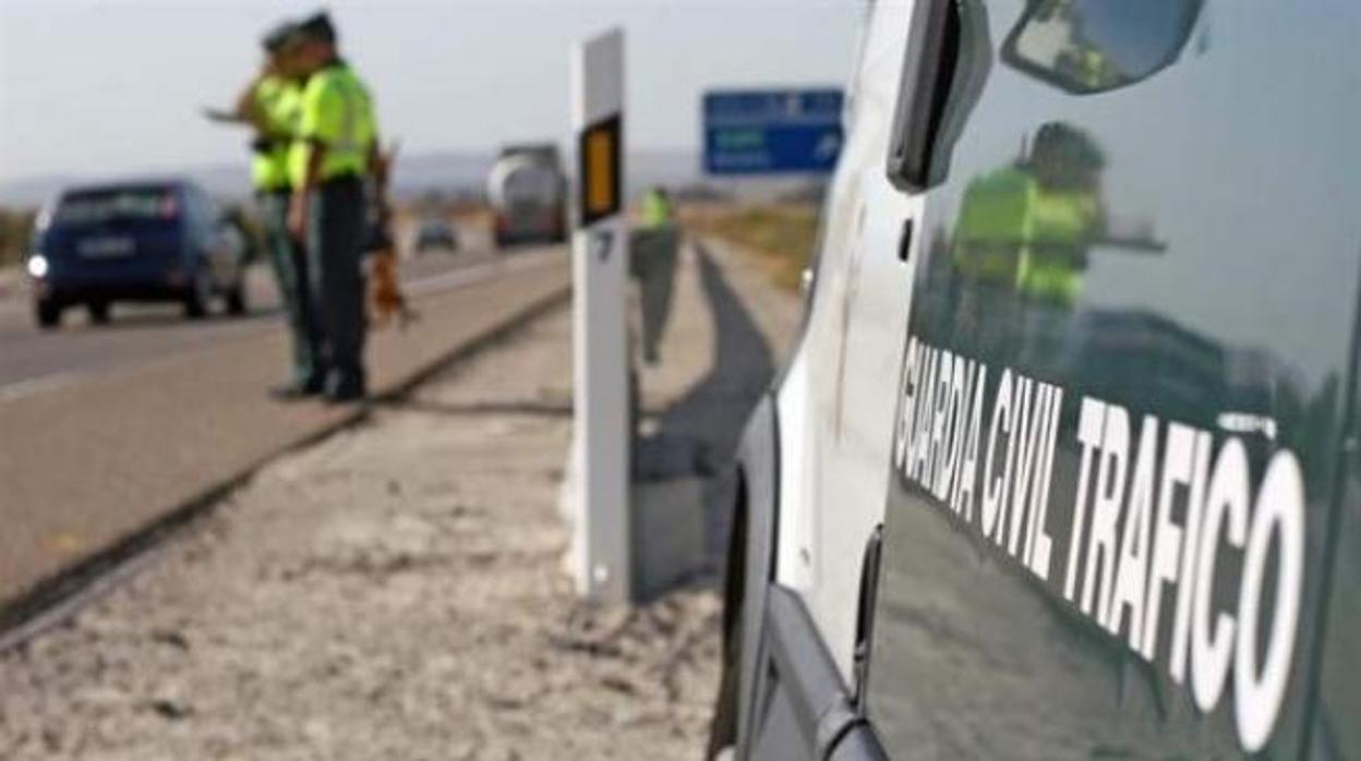 Imagen de archivo de una actuación de la Guardia Civil de Tráfico