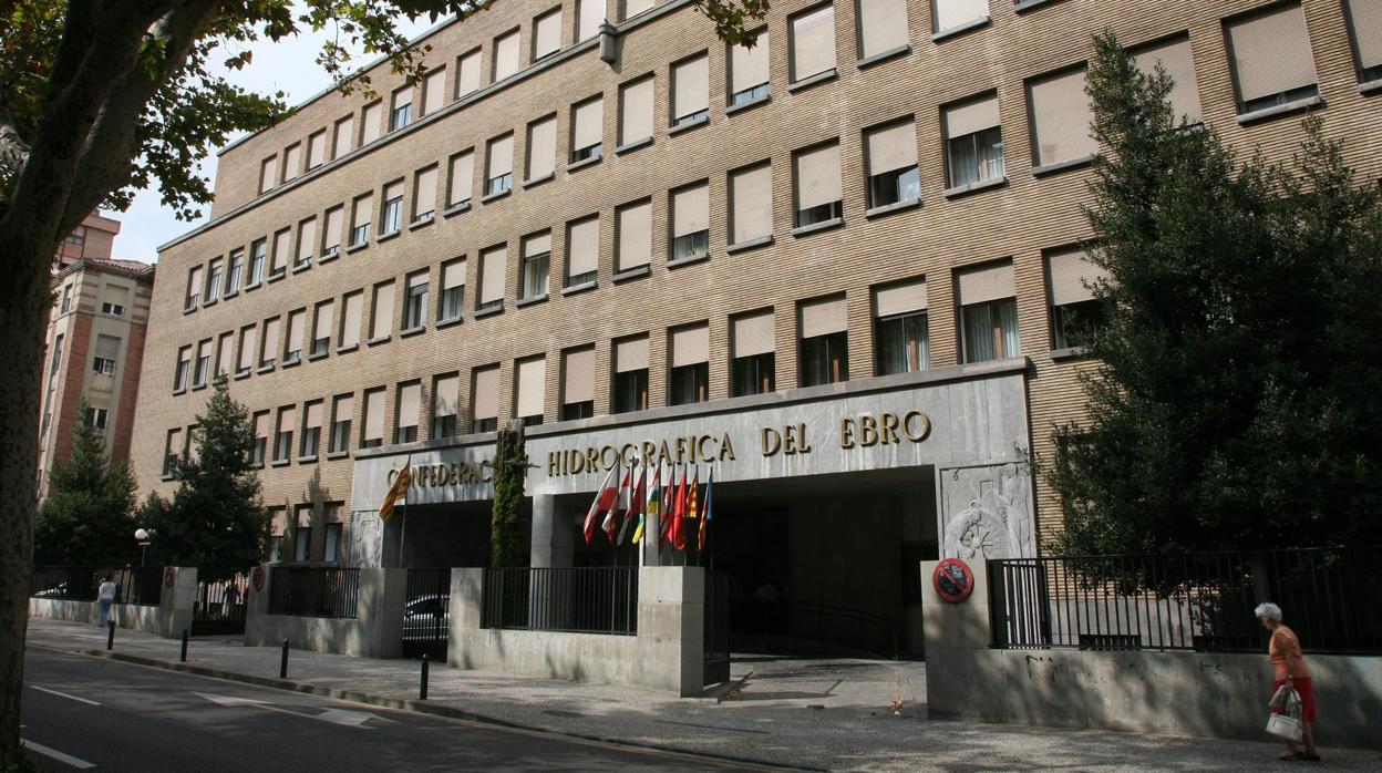 Sede de la Confederación Hidrográfica del Ebro (CHE), en Zaragoza