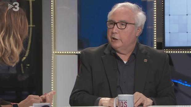 Manuel Castells, el ministro de Sánchez que carga contra los jueces